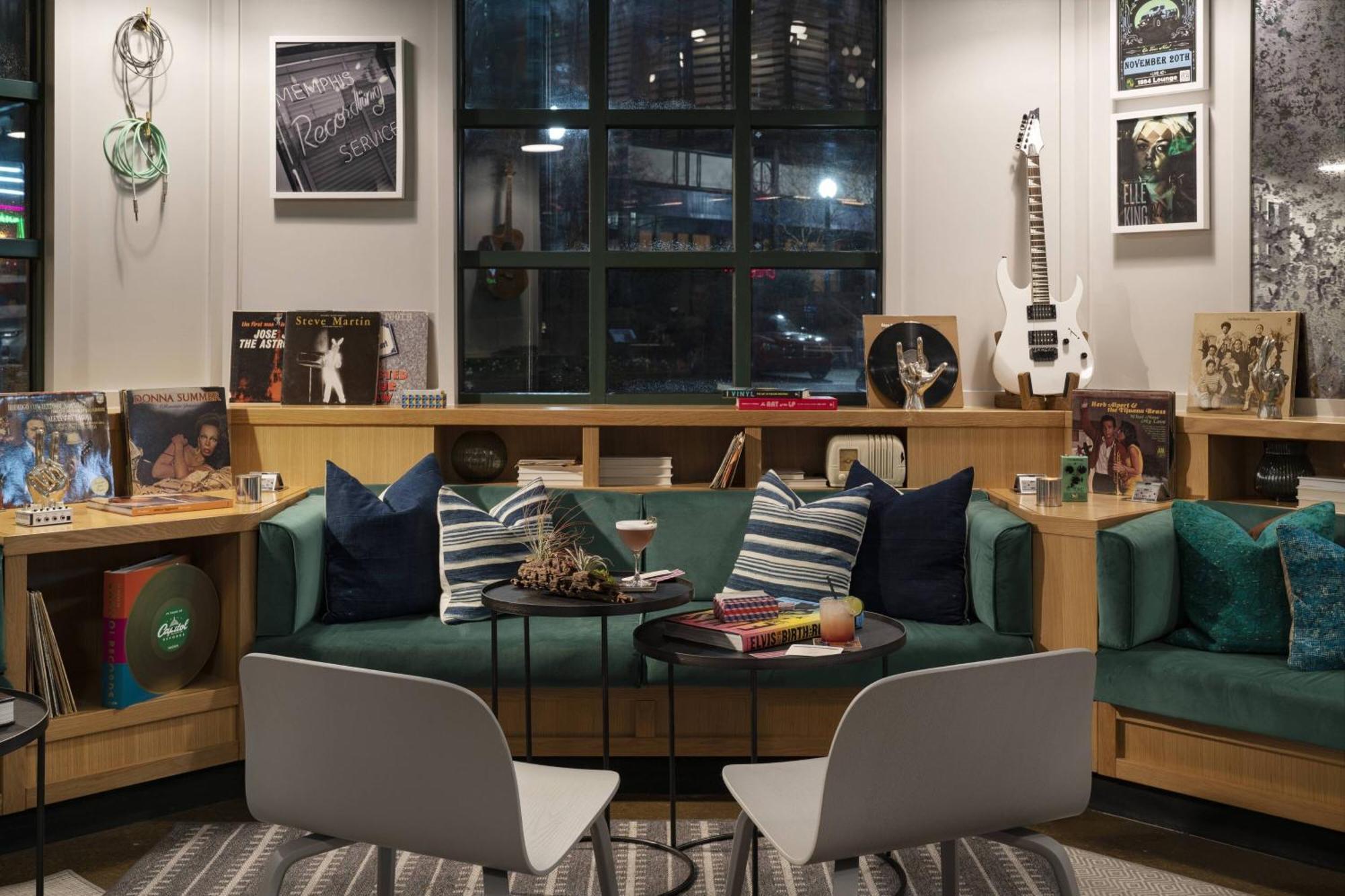 Hotel Moxy Memphis Downtown Exterior foto